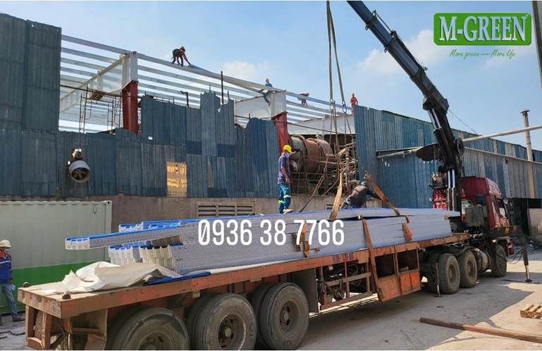 Thi công mái ngói nhựa PVC ASA đúng cách