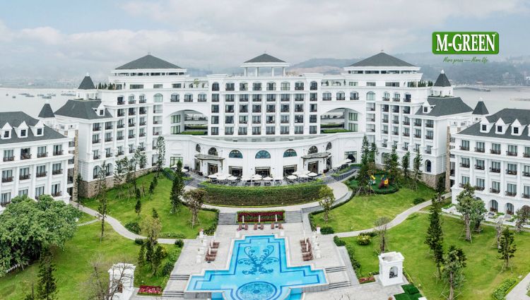 thi công ngói dán bitum